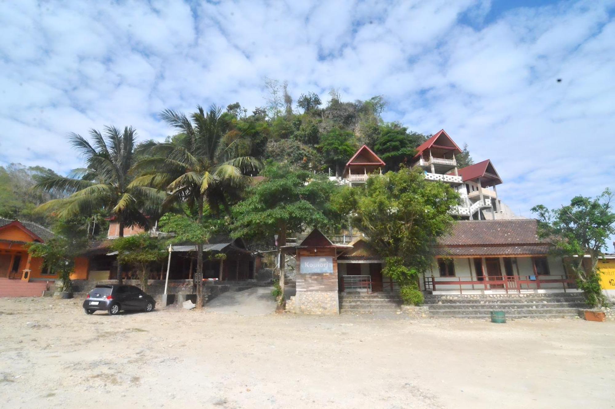 Villa Kopiori Yogyakarta Exterior photo